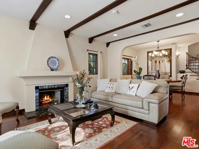 2026 Greenfield Avenue, Los Angeles, California 90025