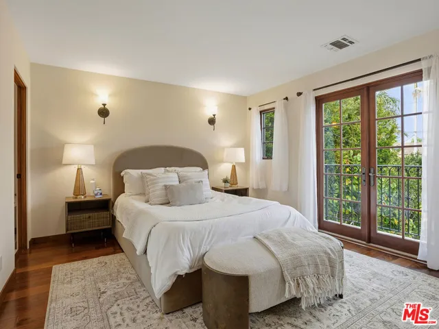 2026 Greenfield Avenue, Los Angeles, California 90025
