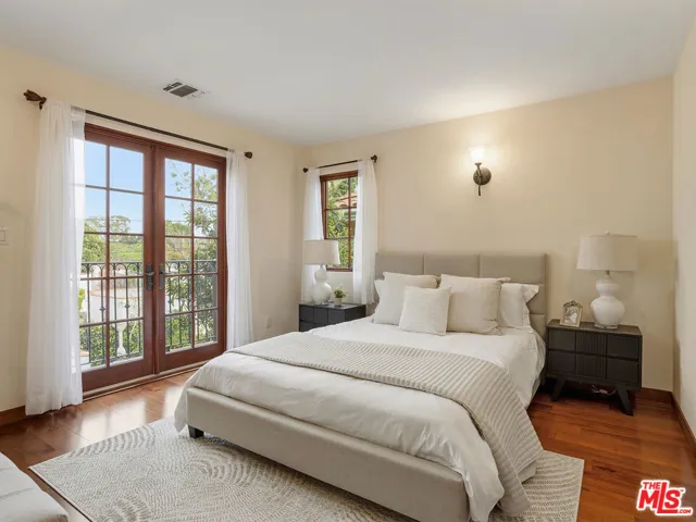 2026 Greenfield Avenue, Los Angeles, California 90025