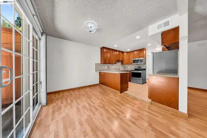 35918 Vivian Pl, Fremont, California 94536