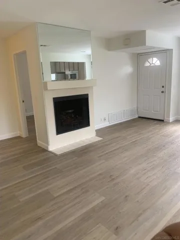 10656 Adermaqn 30, San Diego, California 92126