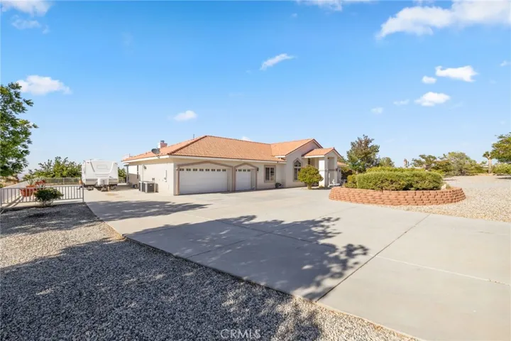 17173 Fort Tejon Road, Llano, California 93544