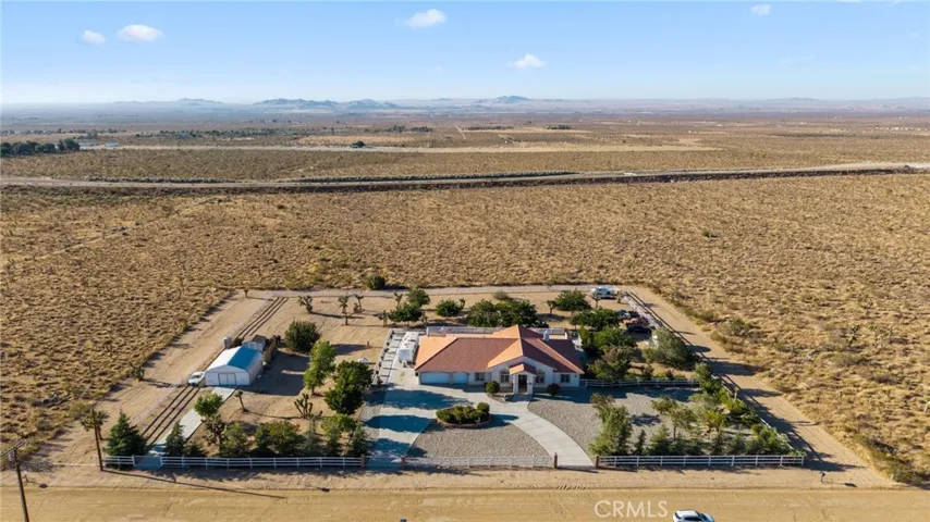 17173 Fort Tejon Road, Llano, California 93544