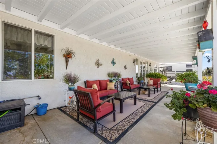 17173 Fort Tejon Road, Llano, California 93544