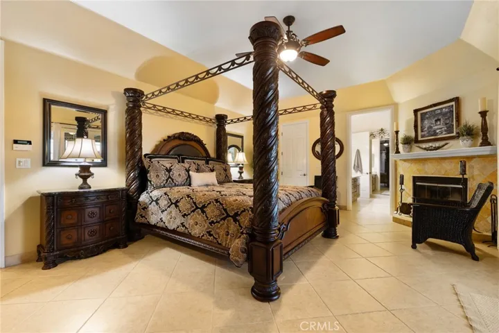 17173 Fort Tejon Road, Llano, California 93544