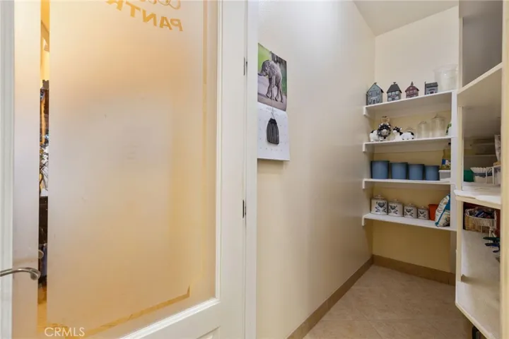 17173 Fort Tejon Road, Llano, California 93544