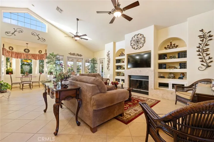17173 Fort Tejon Road, Llano, California 93544