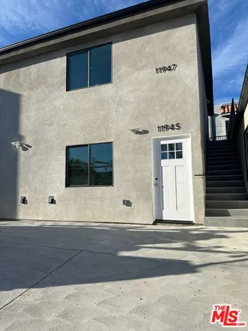 11947 Victory Boulevard, North Hollywood, California 91606