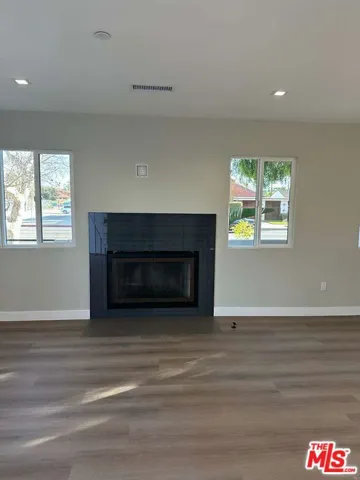 11947 Victory Boulevard, North Hollywood, California 91606