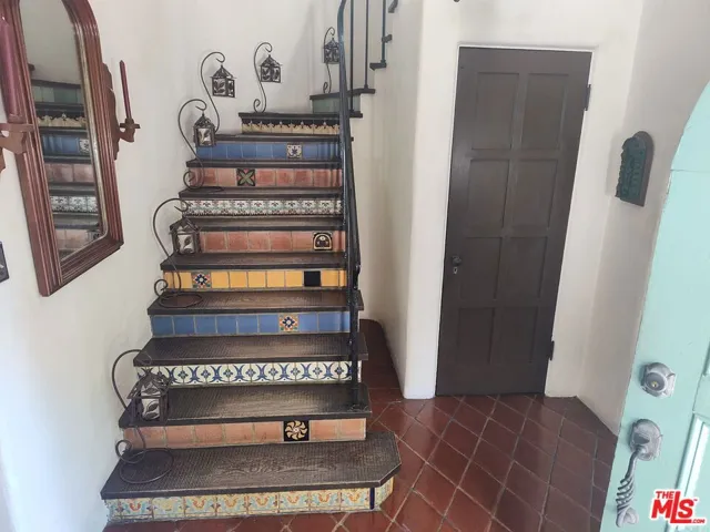 7961 Norton Avenue, West Hollywood, California 90046