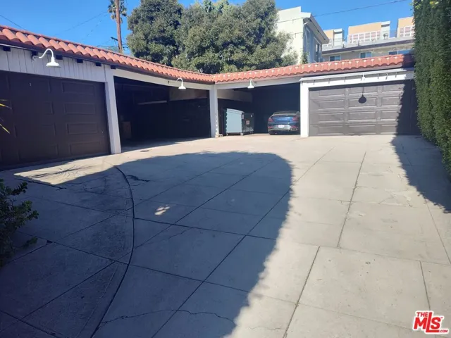 7961 Norton Avenue, West Hollywood, California 90046