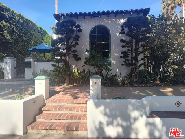 7961 Norton Avenue, West Hollywood, California 90046