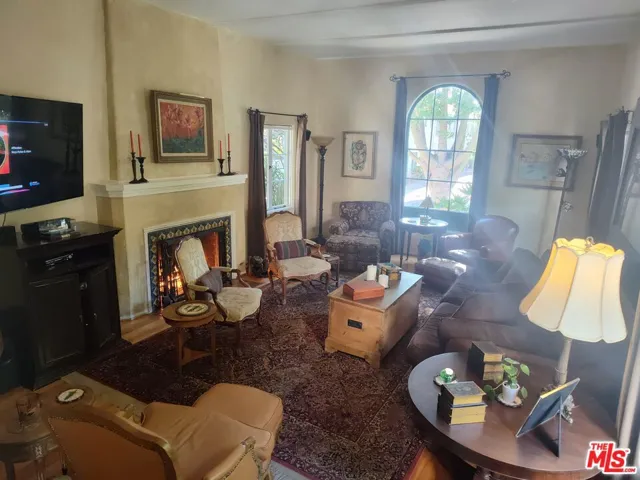 7961 Norton Avenue, West Hollywood, California 90046