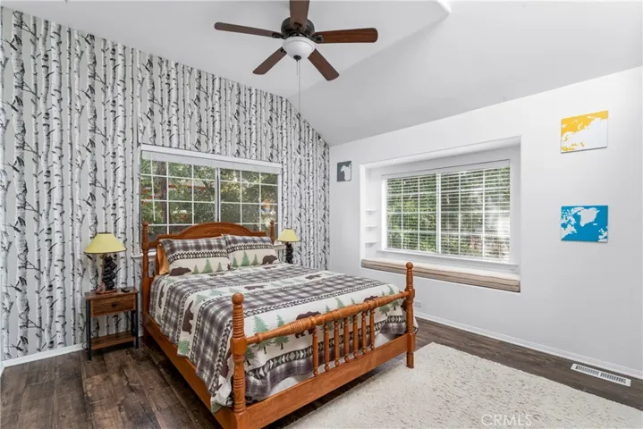955 Teakwood Drive, Lake Arrowhead, California 92352