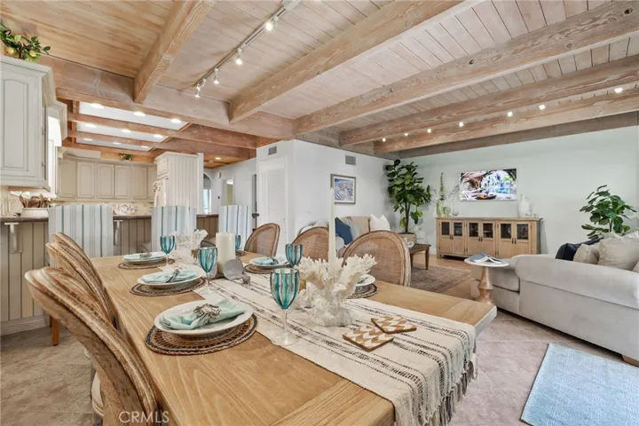 205 4th Street, Seal Beach, California 90740
