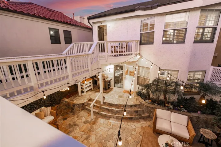 205 4th Street, Seal Beach, California 90740
