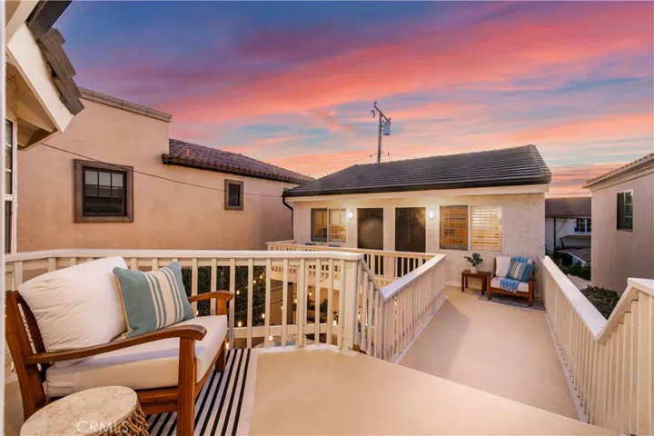 205 4th Street, Seal Beach, California 90740
