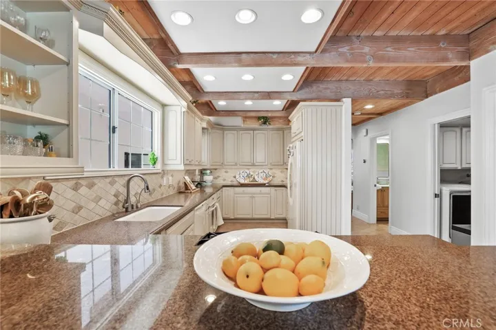 205 4th Street, Seal Beach, California 90740