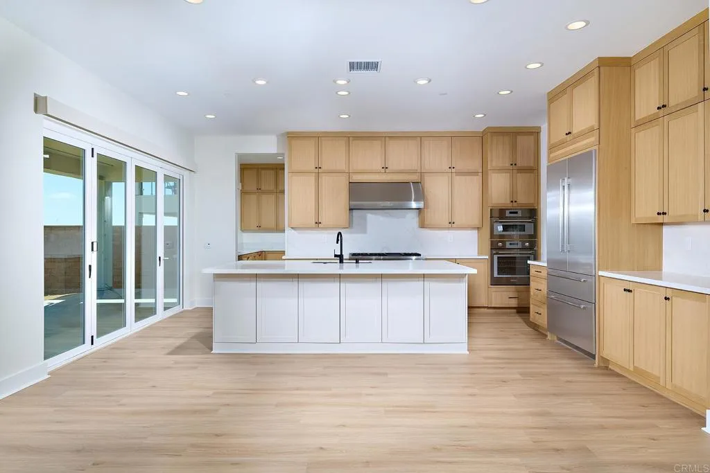 2045 Verne View, Carlsbad, California 92008 — photo 5