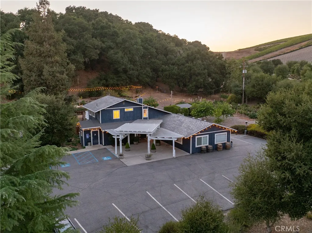 2925 Anderson Rd