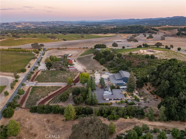 2925 Anderson Road, Paso Robles, California 93446