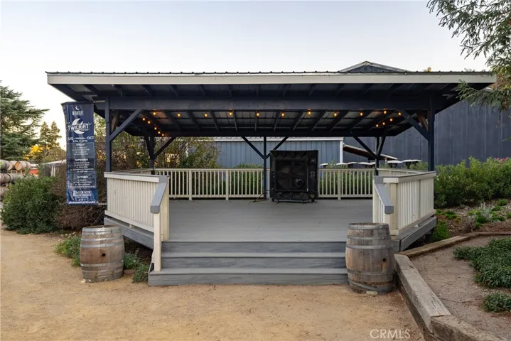 2925 Anderson Road, Paso Robles, California 93446