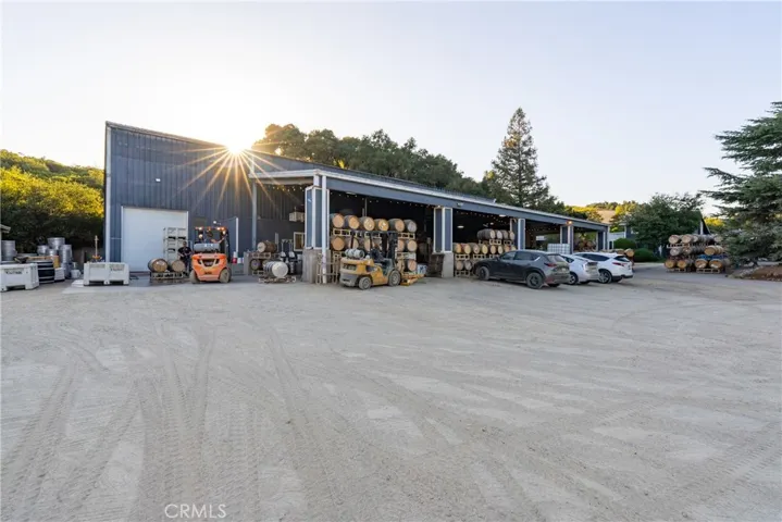 2925 Anderson Road, Paso Robles, California 93446