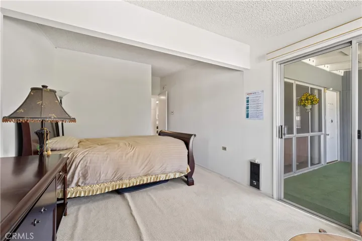 13671 Annandale Drive M1-10g, Seal Beach, California 90740