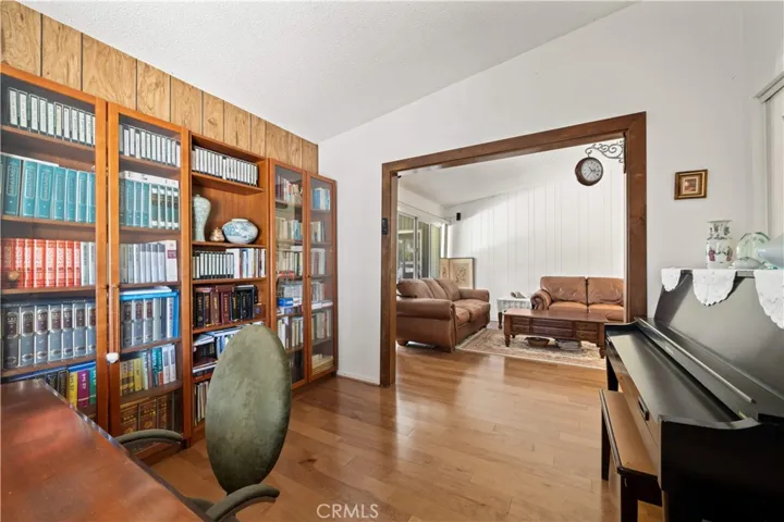 13671 Annandale Drive M1-10g, Seal Beach, California 90740