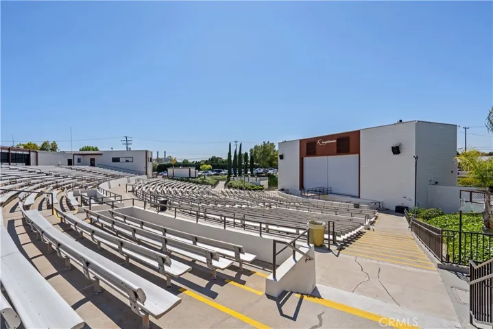 13671 Annandale Drive M1-10g, Seal Beach, California 90740