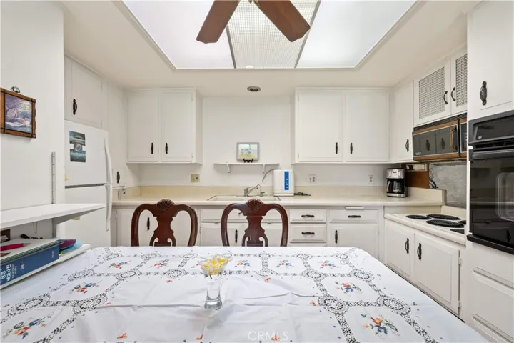 13671 Annandale Drive M1-10g, Seal Beach, California 90740