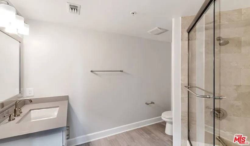 6280 W 3rd Street 412, Los Angeles, California 90036