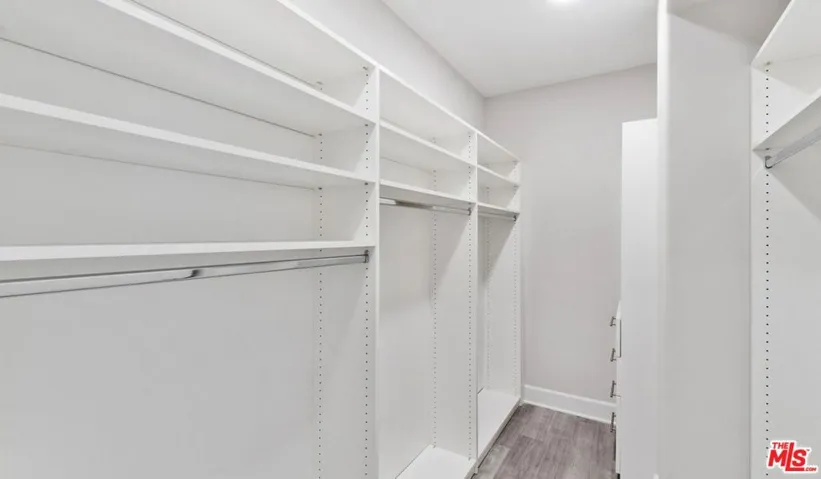 6280 W 3rd Street 412, Los Angeles, California 90036