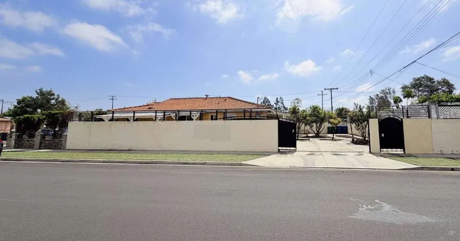 8962 Elvira, Westminster, California 92683