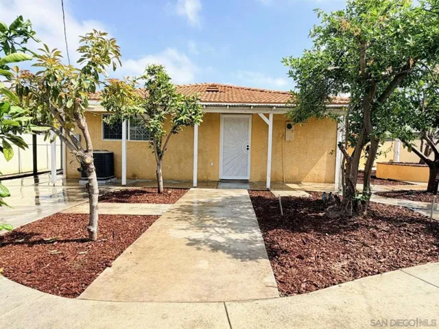 8962 Elvira, Westminster, California 92683