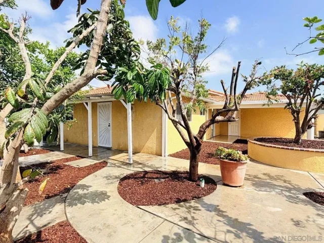 8962 Elvira, Westminster, California 92683