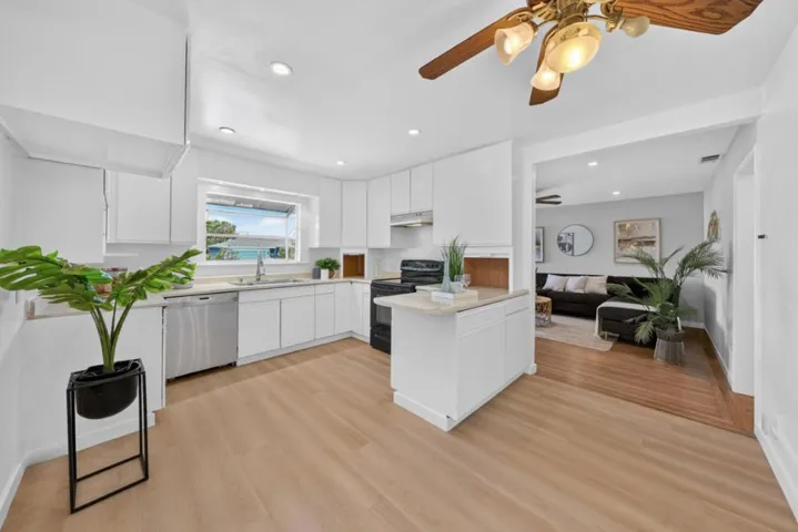3478 Cabrillo Avenue, Santa Clara, California 95051