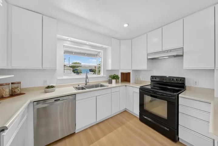 3478 Cabrillo Avenue, Santa Clara, California 95051