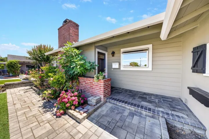 3478 Cabrillo Avenue, Santa Clara, California 95051