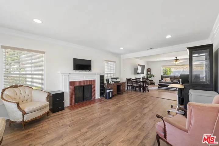 5254 Parkglen Avenue, Los Angeles, California 90043