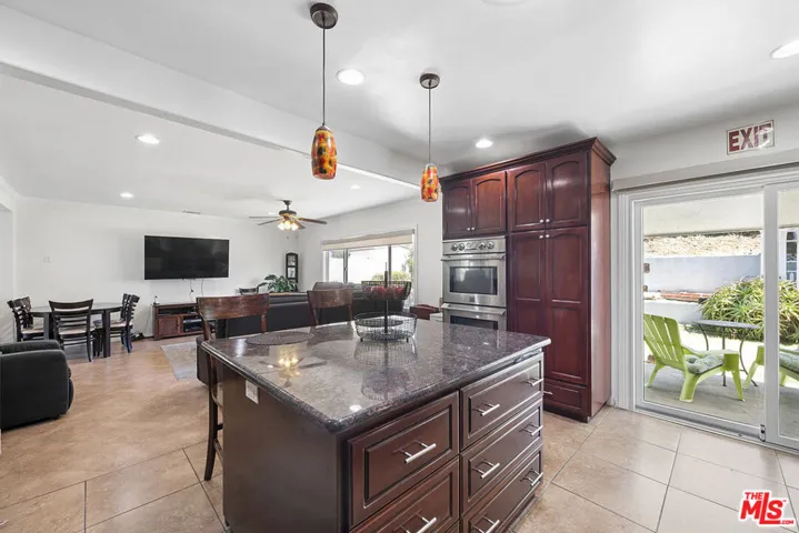 5254 Parkglen Avenue, Los Angeles, California 90043