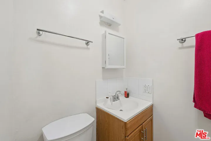 5254 Parkglen Avenue, Los Angeles, California 90043