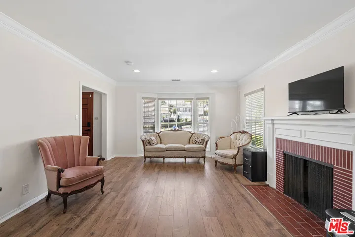 5254 Parkglen Avenue, Los Angeles, California 90043