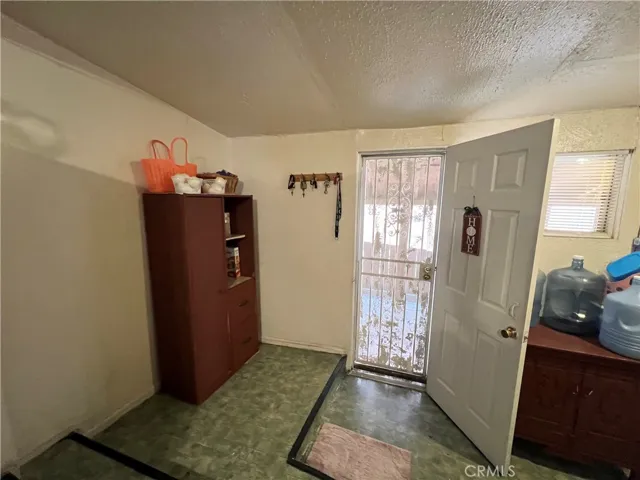 10001 Vine Street, Bloomington, California 92316