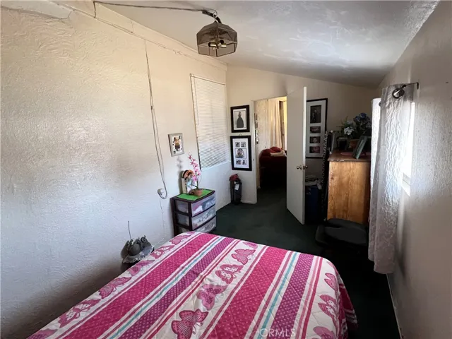 10001 Vine Street, Bloomington, California 92316