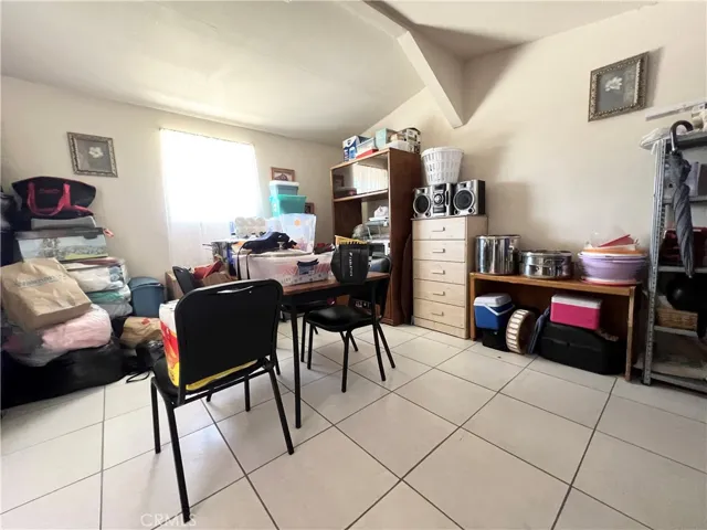 10001 Vine Street, Bloomington, California 92316