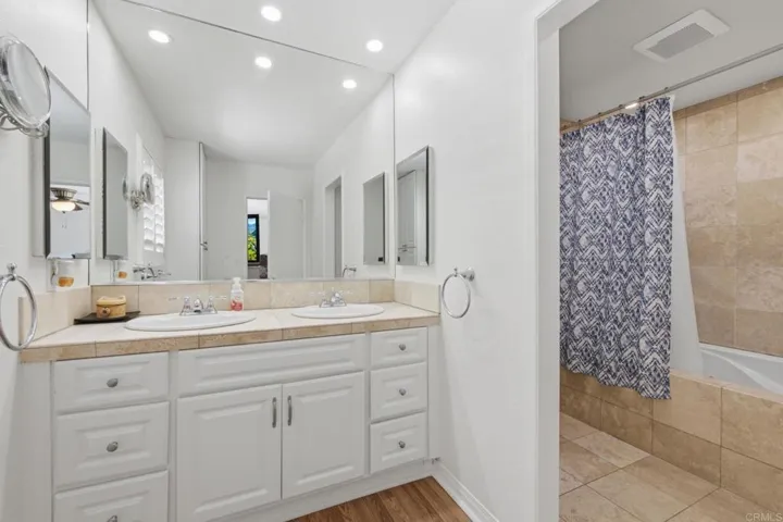 10629 Meadow Glen Way E, Escondido, California 92026