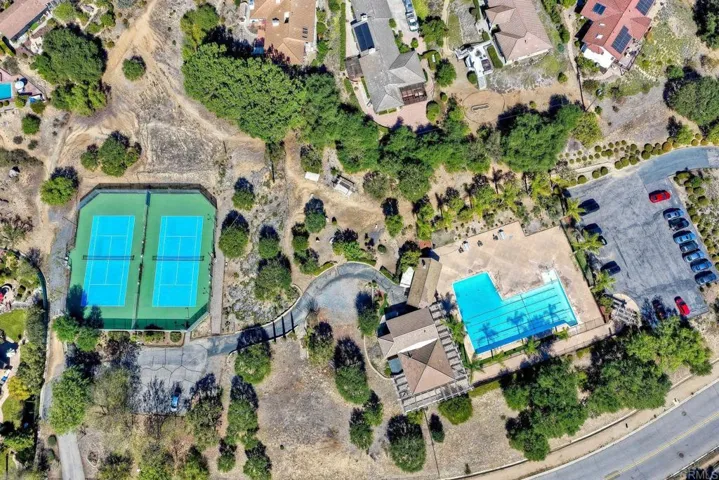10629 Meadow Glen Way E, Escondido, California 92026
