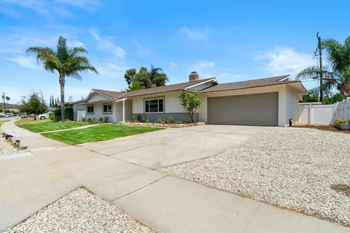 554 Dorena, Newbury Park, California 91320