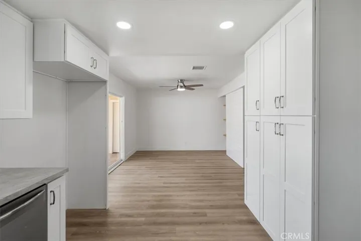 554 Dorena, Newbury Park, California 91320